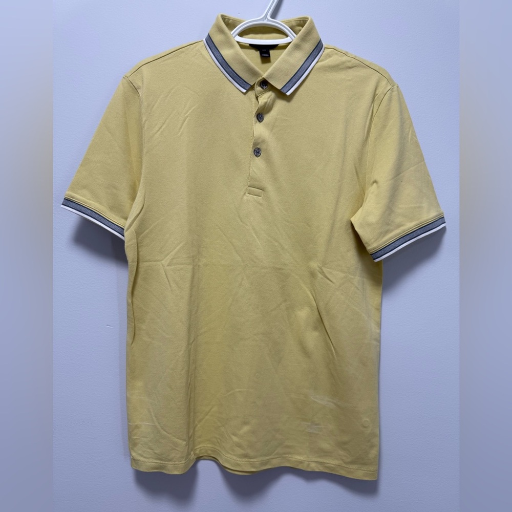 RW&CO. Yellow Polo Shirt with Classic Design